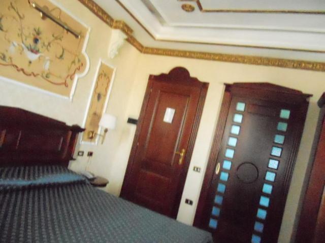 Hotel Re Sole Турате Стая снимка